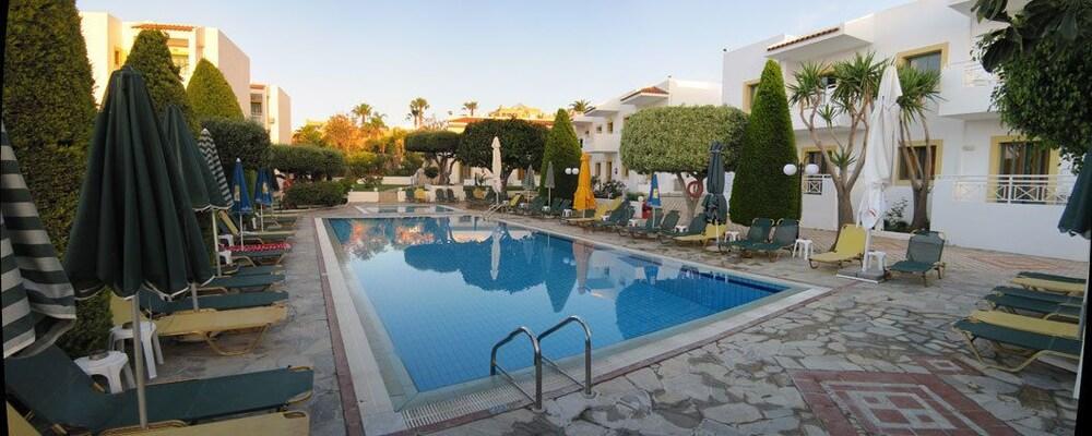 Nikolas Villas Appartments Hersonissos  Exterior foto